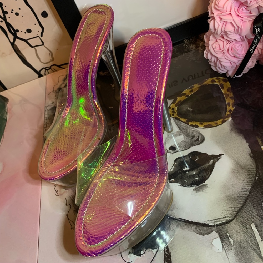 Reflective high heels